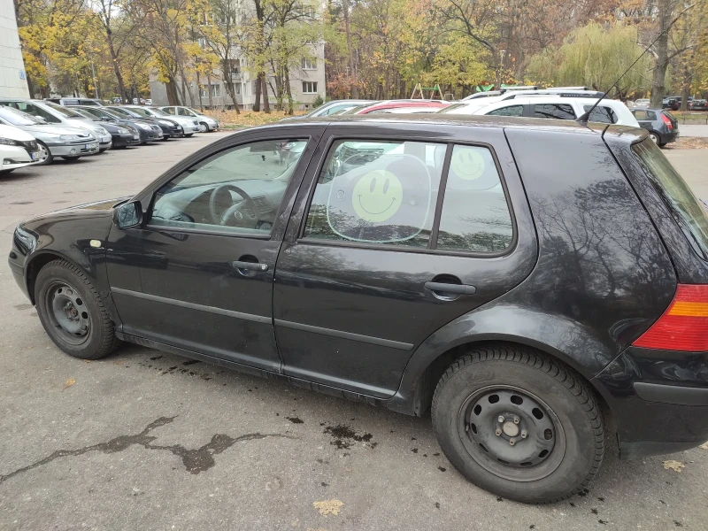 VW Golf 4, снимка 3 - Автомобили и джипове - 48020977