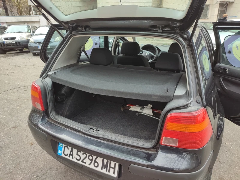 VW Golf 4, снимка 6 - Автомобили и джипове - 48020977