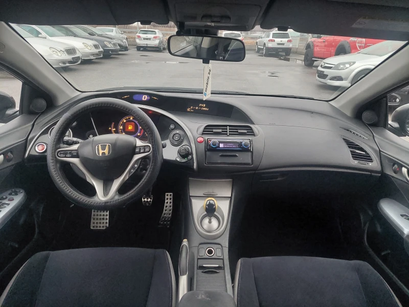 Honda Civic 2.2i-CTDI, снимка 12 - Автомобили и джипове - 48202702