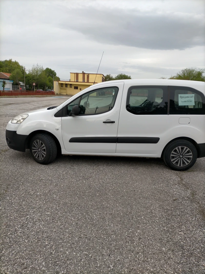 Peugeot Partner, снимка 2 - Автомобили и джипове - 48495263