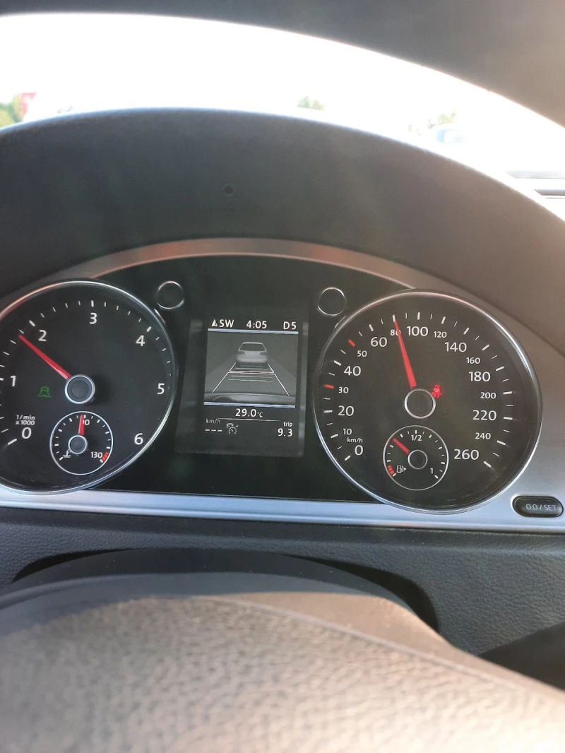 VW Passat 2.0TDI* DSG* 4x4* Panorama* Full, снимка 13 - Автомобили и джипове - 51389119