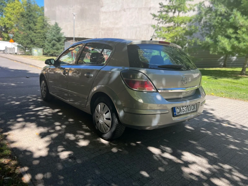 Opel Astra, снимка 4 - Автомобили и джипове - 52556340