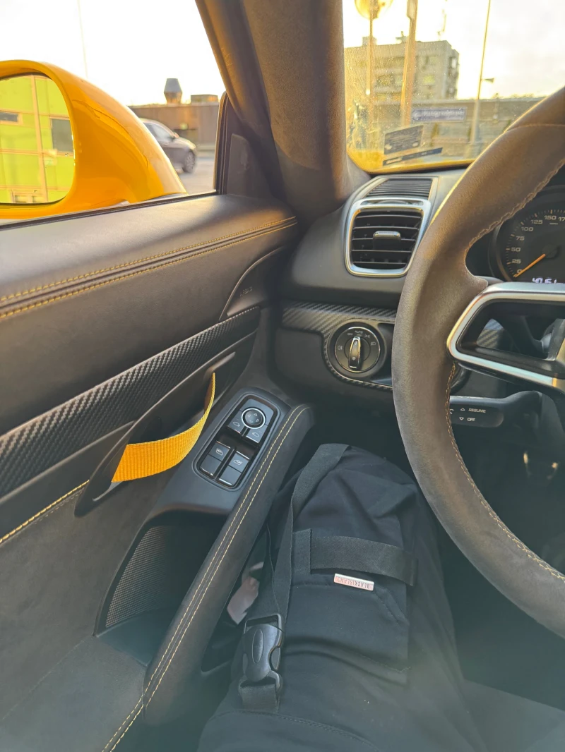 Porsche Cayman GT4, снимка 12 - Автомобили и джипове - 52080837