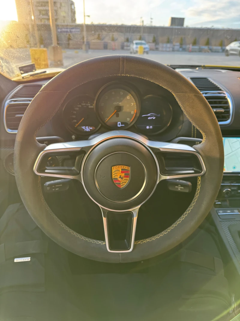 Porsche Cayman GT4, снимка 8 - Автомобили и джипове - 52080837