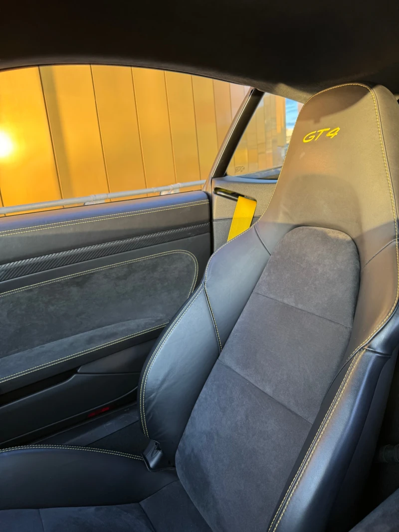 Porsche Cayman GT4, снимка 11 - Автомобили и джипове - 52080837