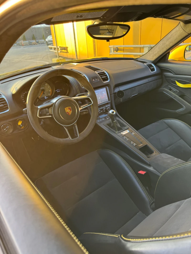Porsche Cayman GT4, снимка 6 - Автомобили и джипове - 52080837