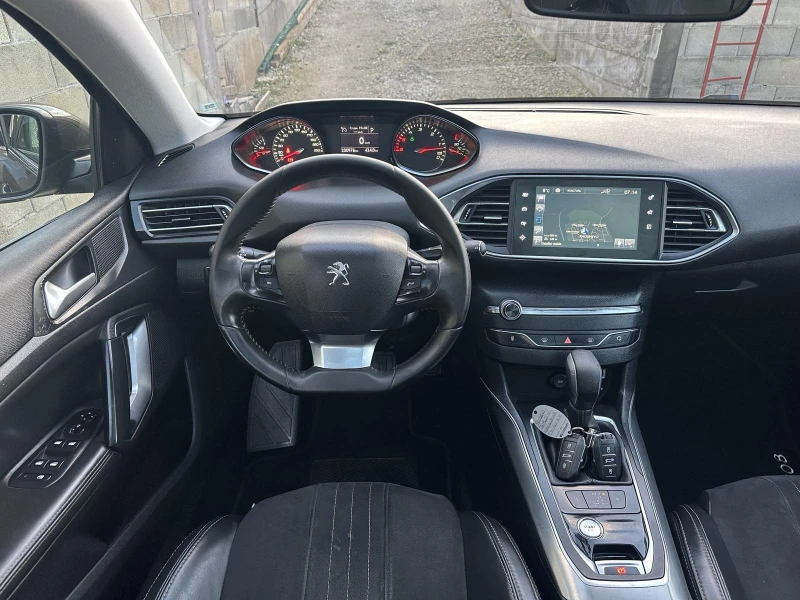 Peugeot 308 2.0 Blue-HDi, Автомат, Кожа с Алкантара, Панорама, снимка 10 - Автомобили и джипове - 52246266