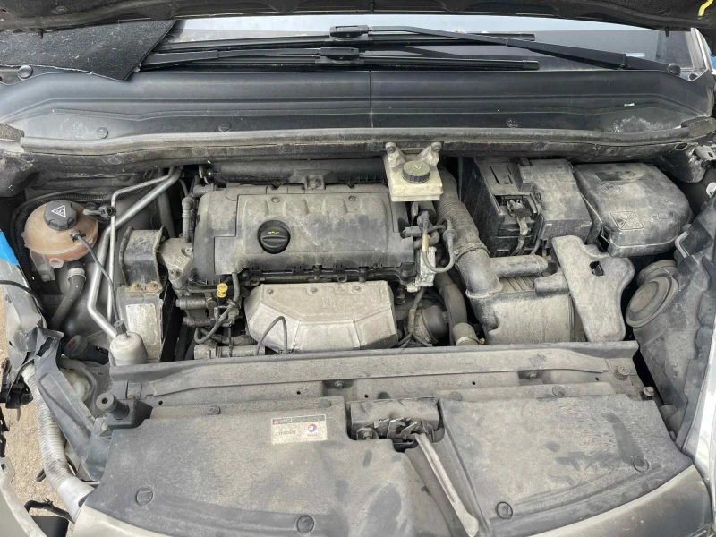 Citroen Grand C4 Picasso 1.6i, VTi 120кс., 2012, снимка 8 - Автомобили и джипове - 52411011