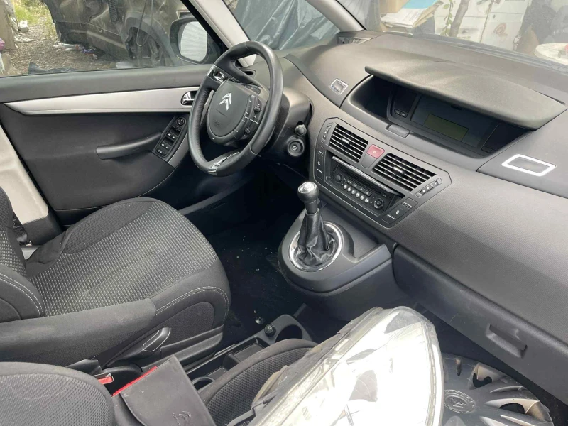 Citroen Grand C4 Picasso 1.6i, VTi 120кс., 2012, снимка 5 - Автомобили и джипове - 52411011