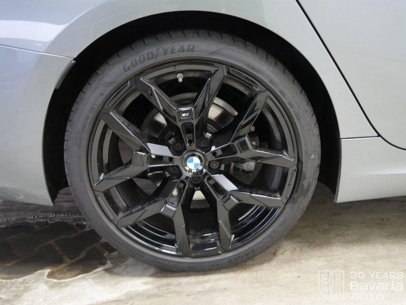 BMW 318 i Touring M Sport Paket Steptronic, снимка 11 - Автомобили и джипове - 52727898