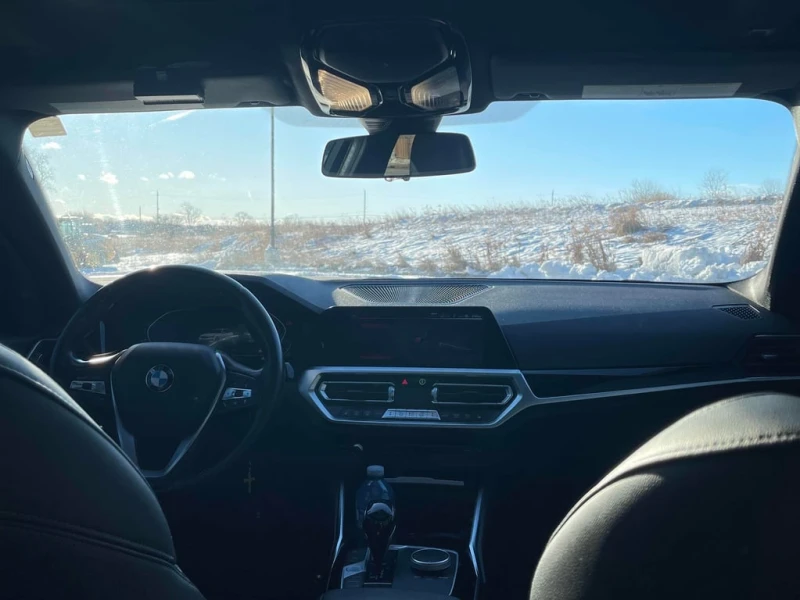 BMW 330 2022 XDRIVE * БЕЗ ПЪРВОНАЧАЛНА ВНОСКА* , снимка 10 - Автомобили и джипове - 52795997