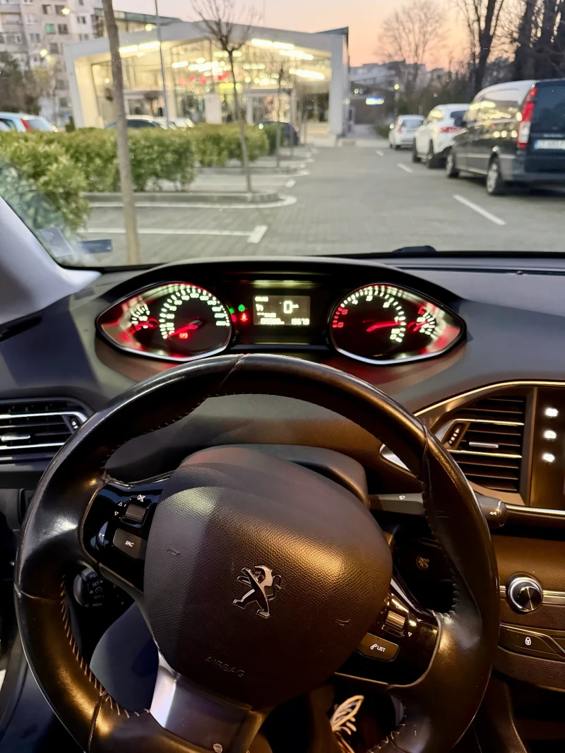 Peugeot 308, снимка 11 - Автомобили и джипове - 52828170