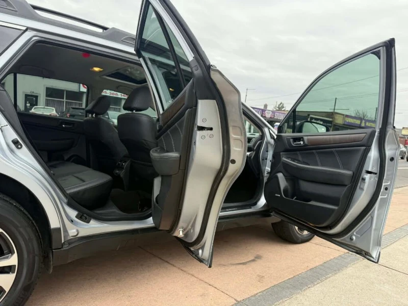 Subaru Outback 2018 Subaru Outback 2.5i Limited AWD, снимка 12 - Автомобили и джипове - 52855697