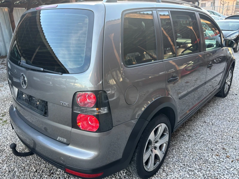 VW Touran 1.9 FACE CROSS, снимка 3 - Автомобили и джипове - 53157339