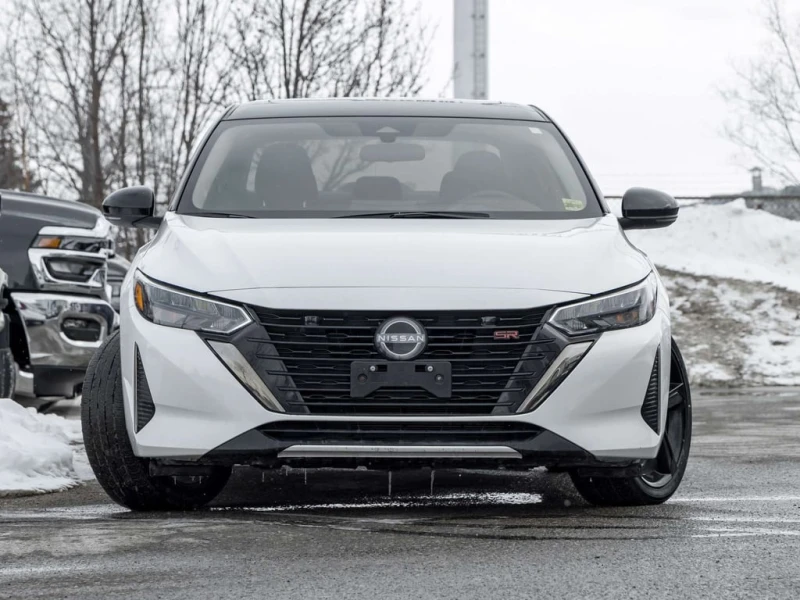 Nissan Sentra * SR * CARFAX * ЦЕНА ДО БГ, снимка 2 - Автомобили и джипове - 53431039