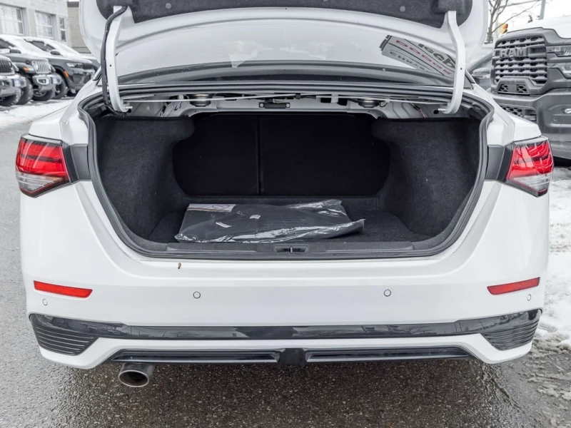 Nissan Sentra * SR * CARFAX * ЦЕНА ДО БГ, снимка 9 - Автомобили и джипове - 53431039