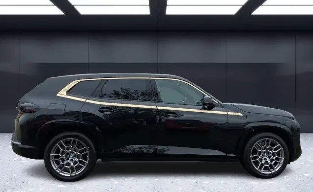 BMW XM = Carbon = Гаранция, снимка 3 - Автомобили и джипове - 53915636