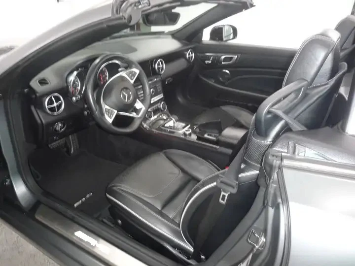 Mercedes-Benz SLC Automatic, снимка 13 - Автомобили и джипове - 56011106