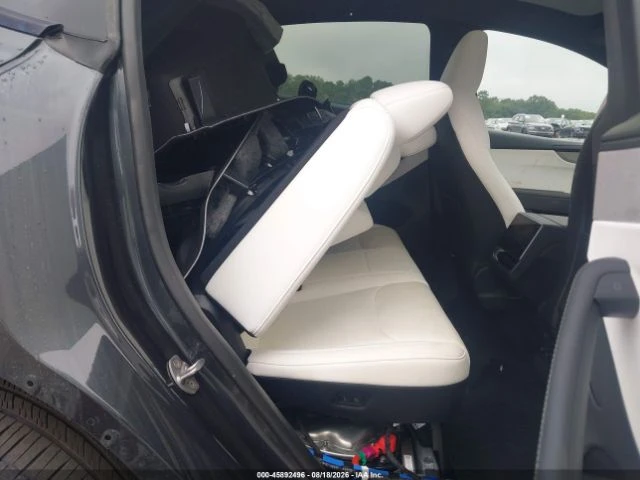 Tesla Model Y PREMIUM REAR-WHEEL DRIVE, снимка 8 - Автомобили и джипове - 56366856