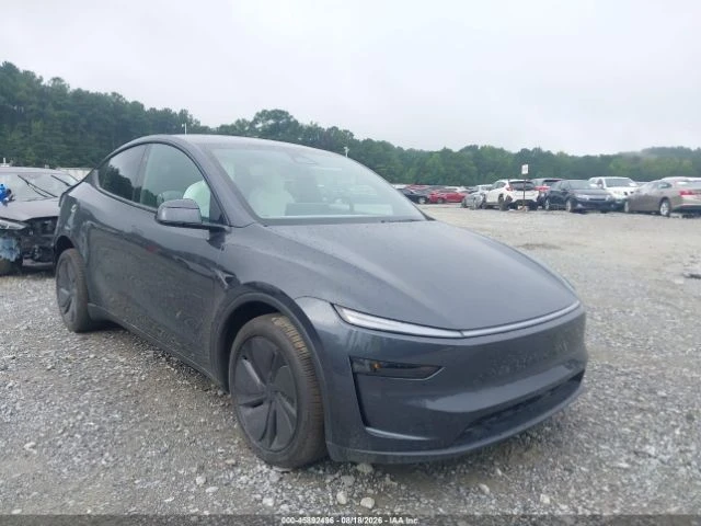 Tesla Model Y PREMIUM REAR-WHEEL DRIVE