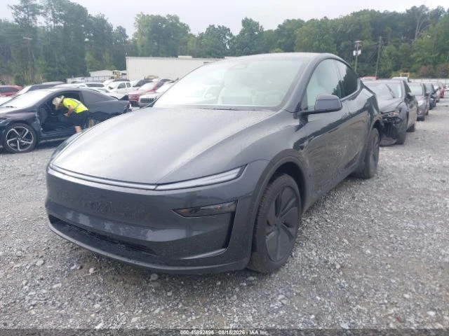 Tesla Model Y PREMIUM REAR-WHEEL DRIVE, снимка 2 - Автомобили и джипове - 56366856