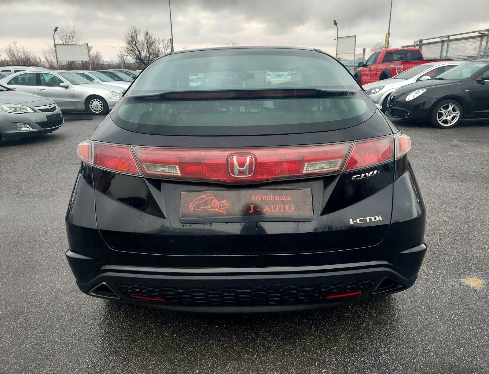 Honda Civic 2.2i-CTDI - изображение 5