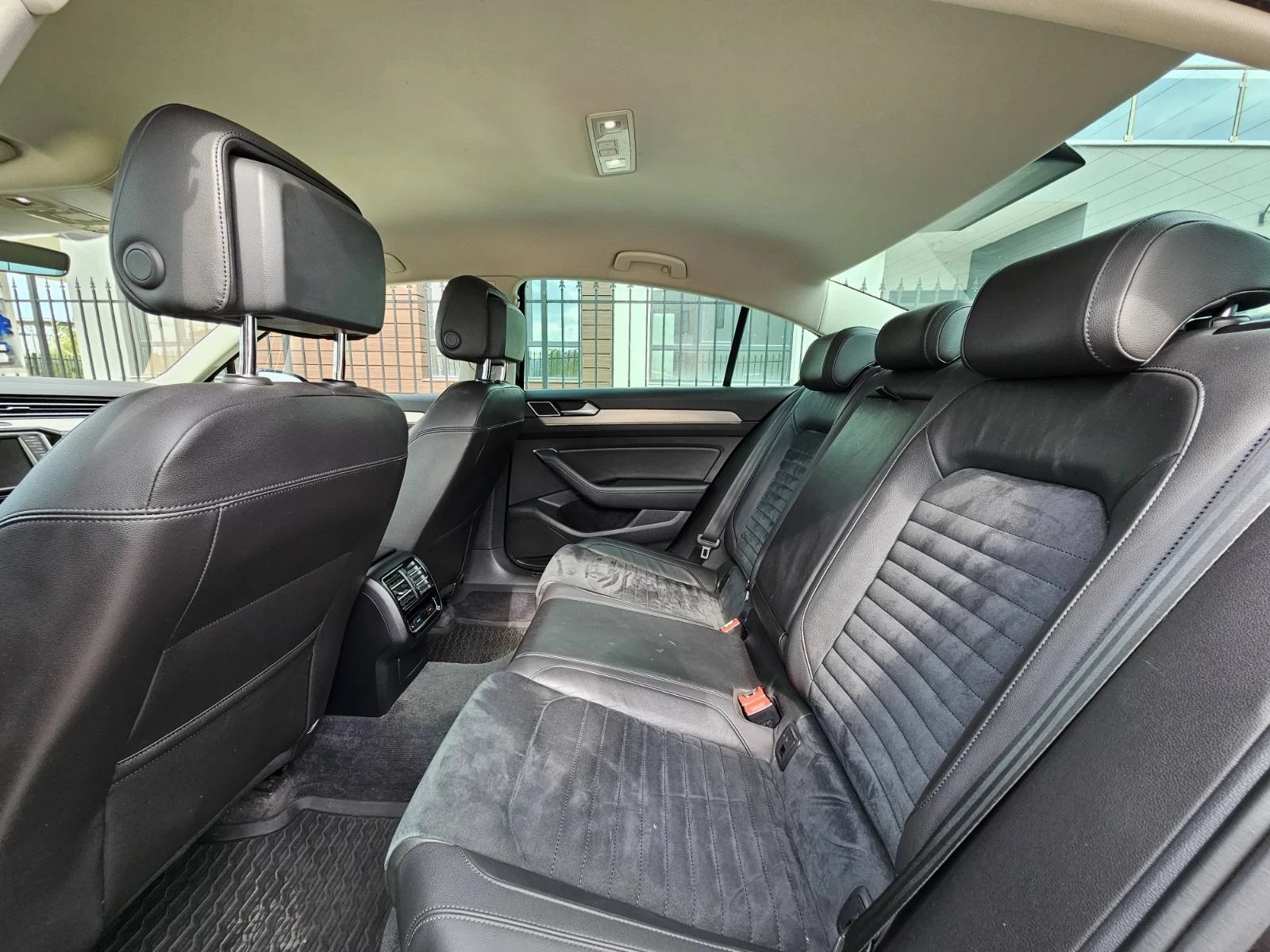 VW Passat  - изображение 10
