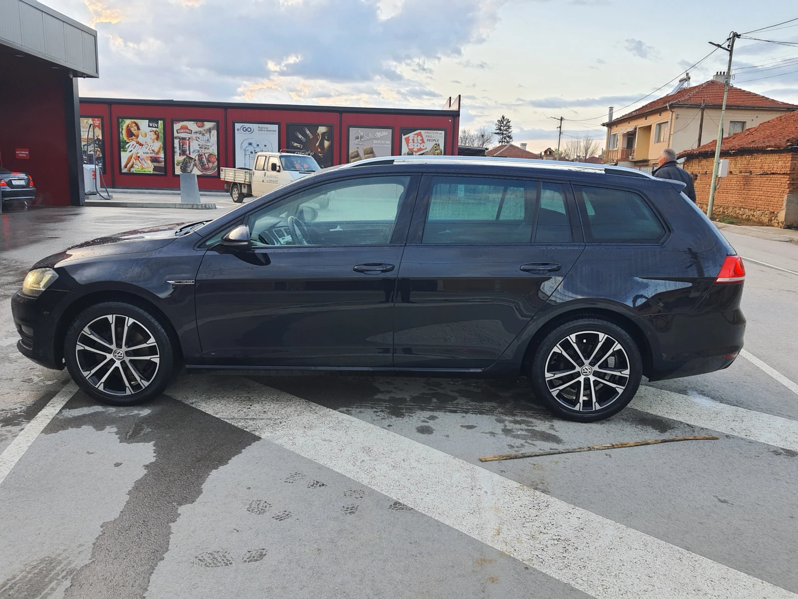 VW Golf Variant Lounge - изображение 4