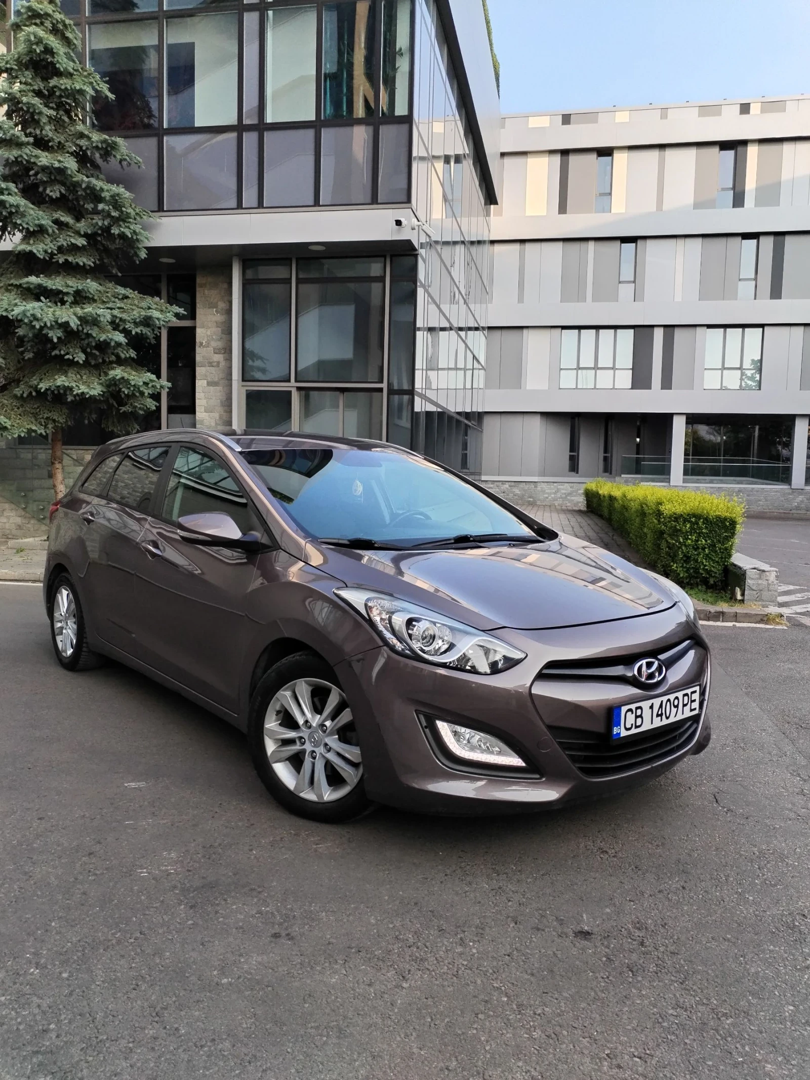 Hyundai I30 1.6   CRDi 110кс 2013г - изображение 2
