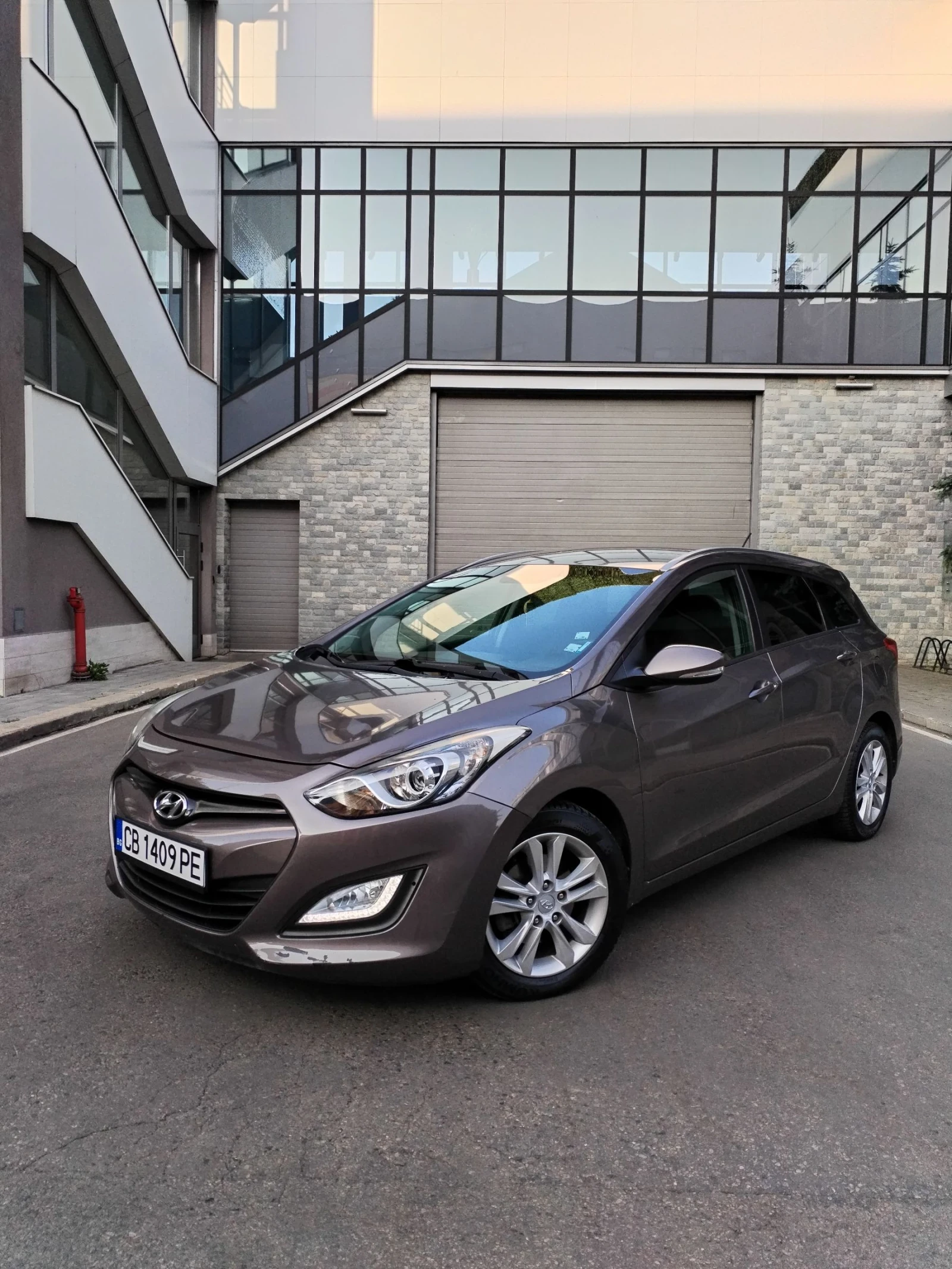 Hyundai I30 1.6   CRDi 110кс 2013г - изображение 3