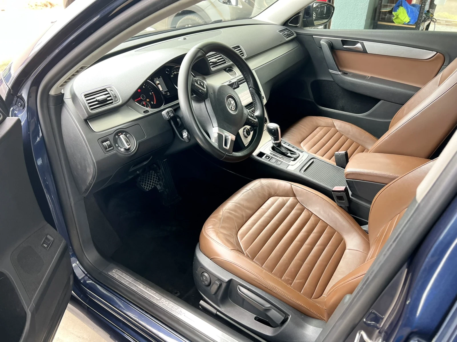 VW Passat 2.0TDI* DSG* 4x4* Panorama* Full - изображение 7