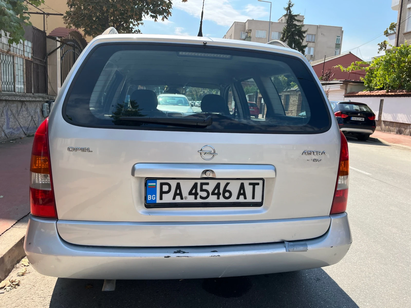 Opel Astra 1.4i - изображение 2