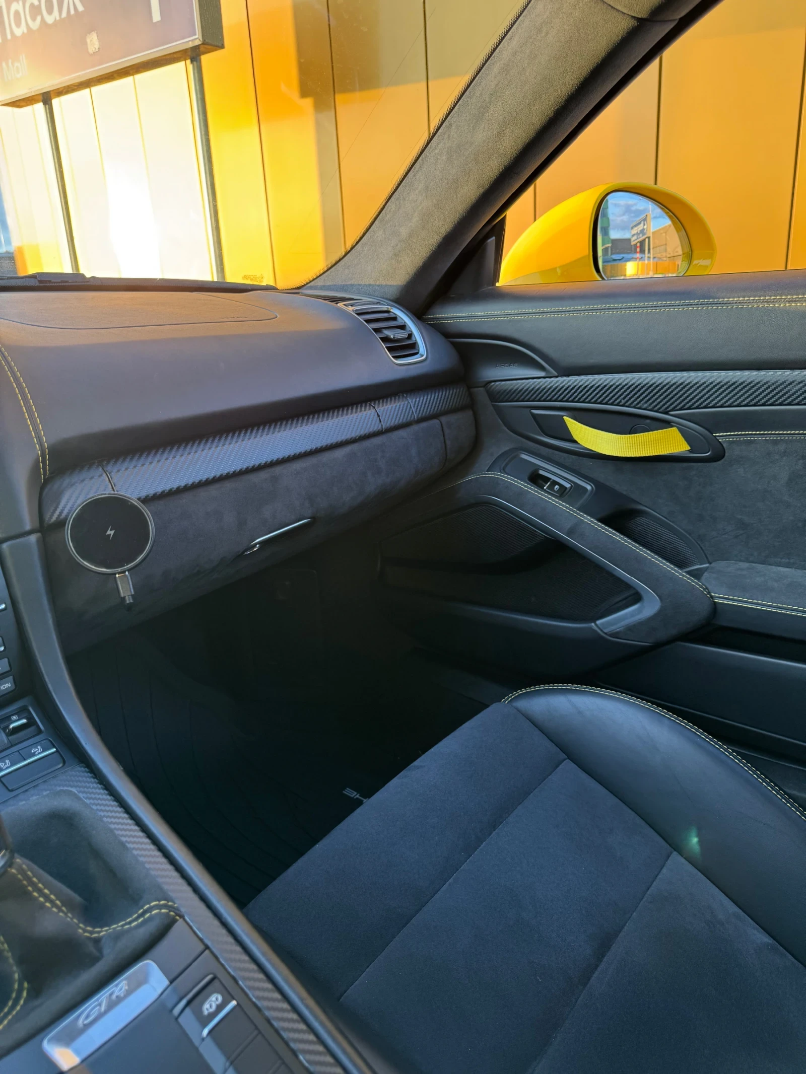 Porsche Cayman GT4 - изображение 10