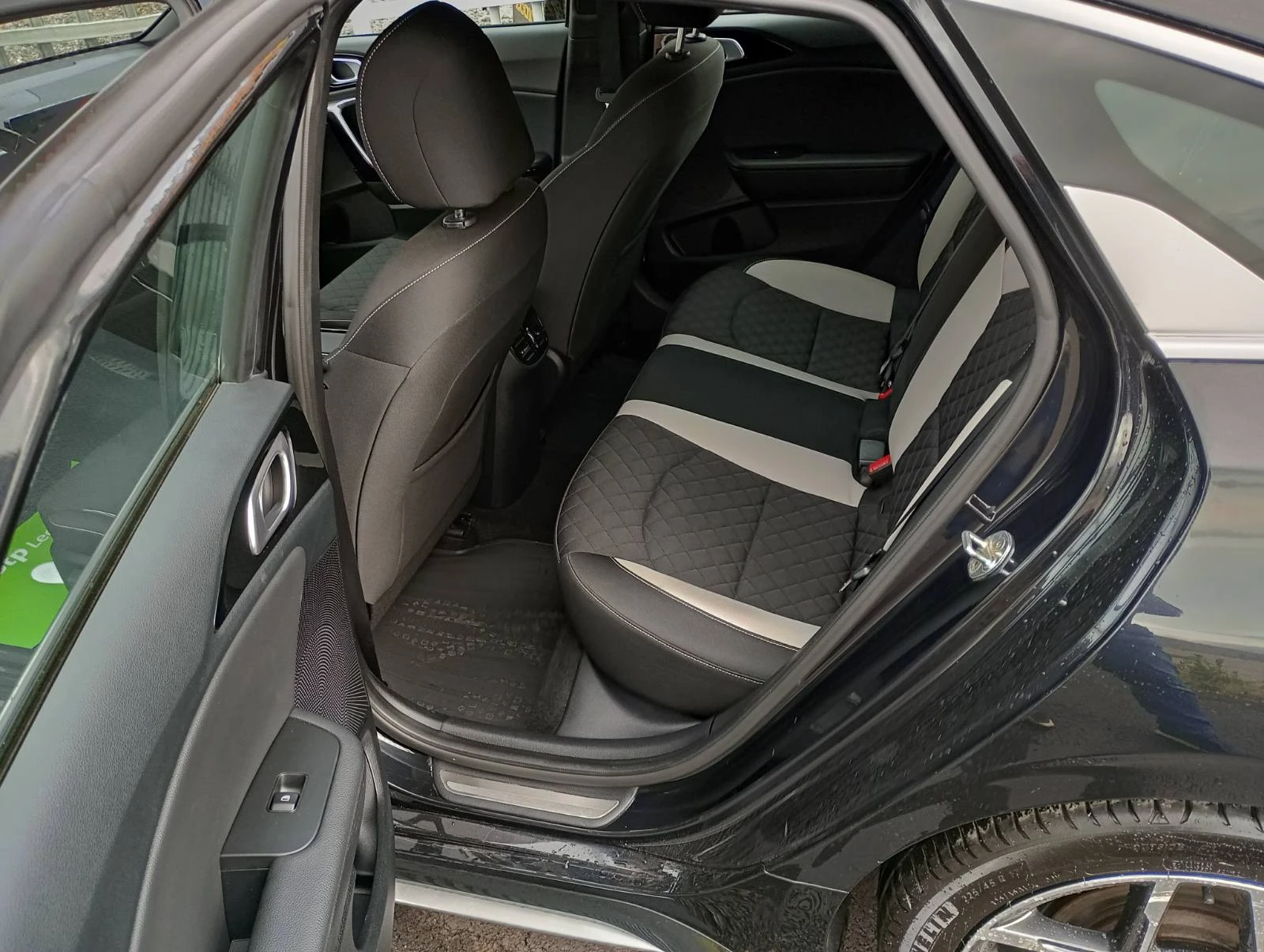 Kia Pro ceed 1.5 T-GDI 160 кс DCT GT line | Mobile.bg — изображение 8