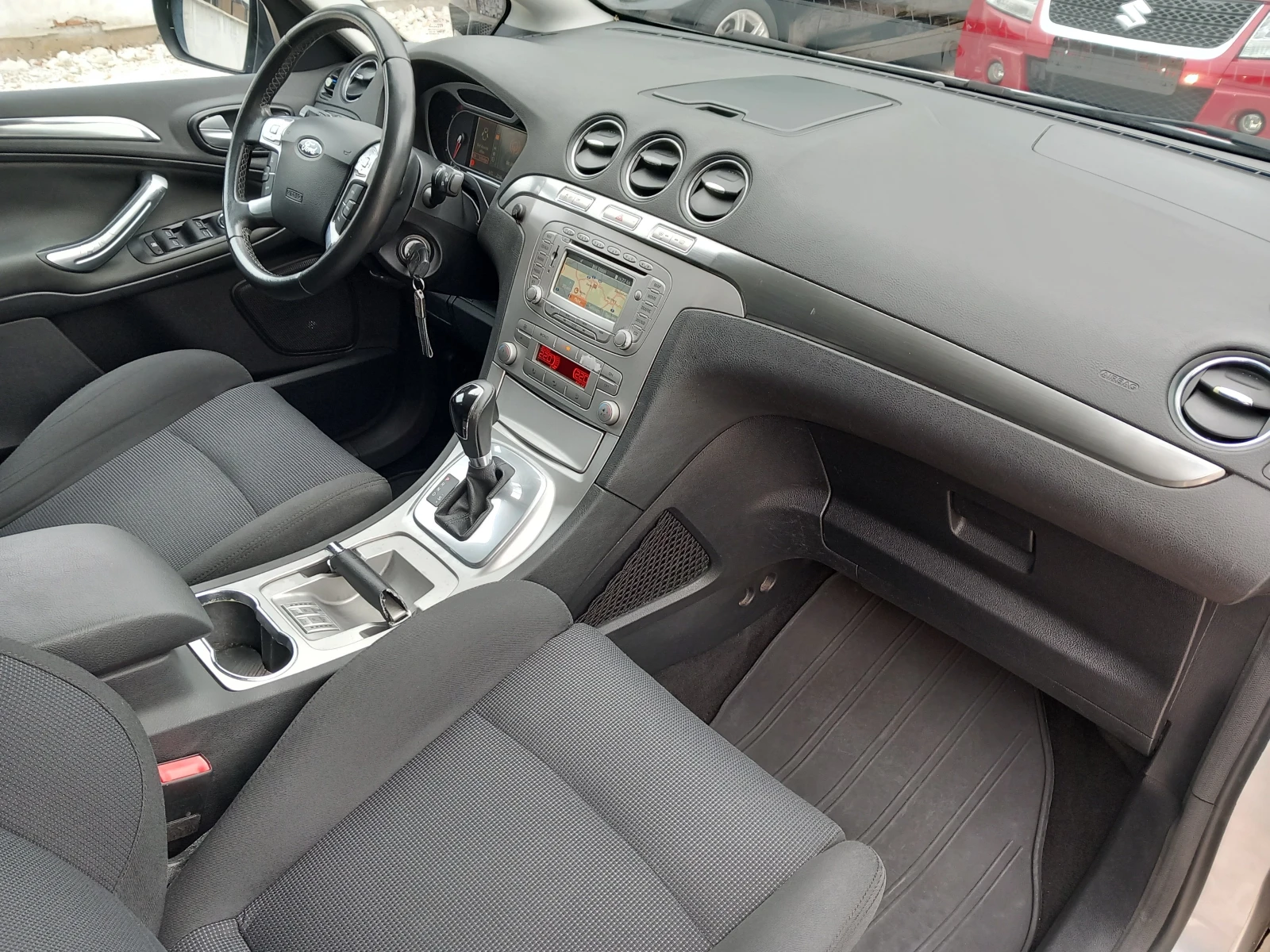 Ford S-Max 2.0TDCI Navi Автоматик | Mobile.bg — изображение 12