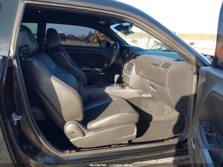 Dodge Challenger R/T CLASSIC* 5.7 HEMI* подгрев* АВТО ФИНАНСИРАНЕ*  - изображение 7