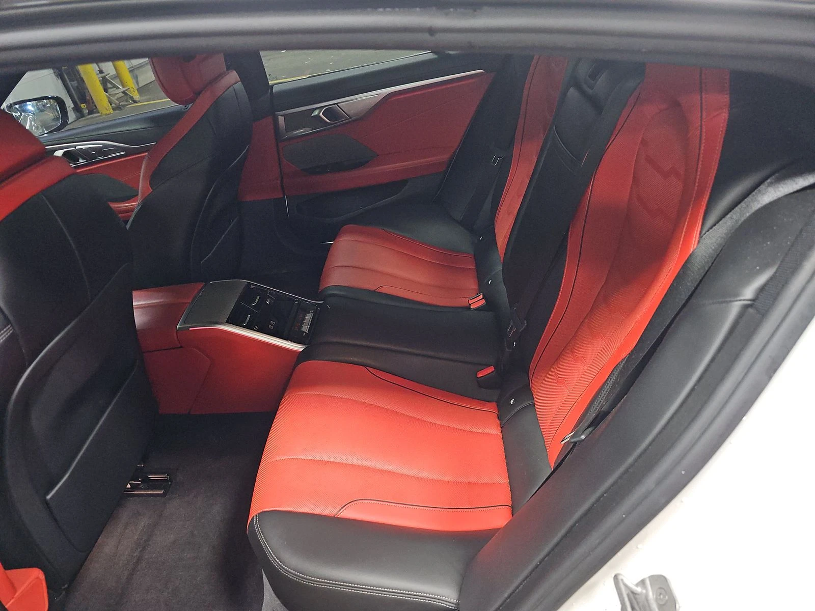 BMW 840 I / M-PACK / XDRIVE / DISTRONIC / FULL MAXX        | Mobile.bg   14