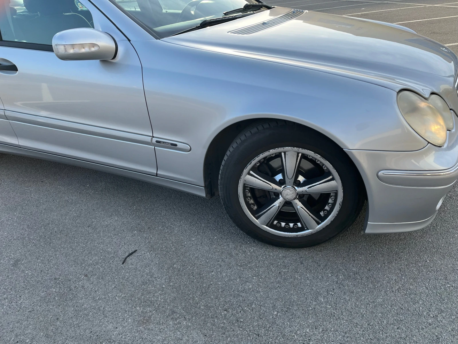 Mercedes-Benz C 220, снимка 4 - Автомобили и джипове - 53734458