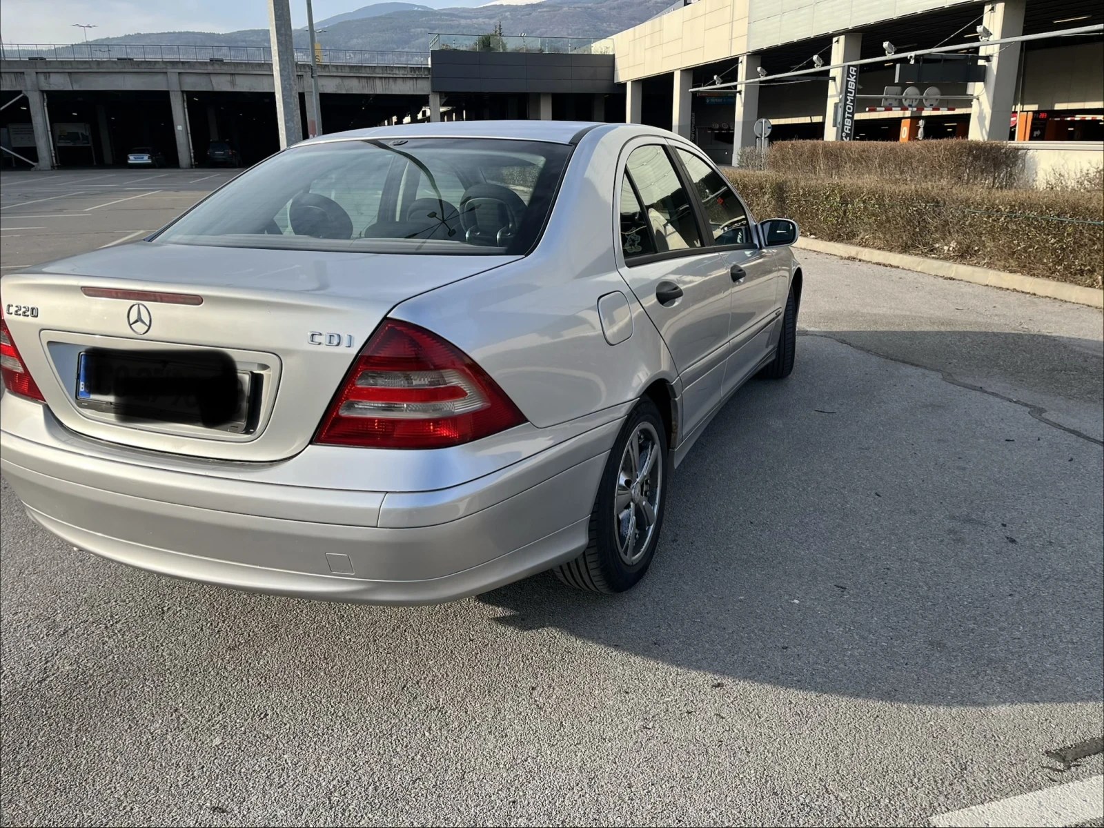 Mercedes-Benz C 220, снимка 5 - Автомобили и джипове - 53734458