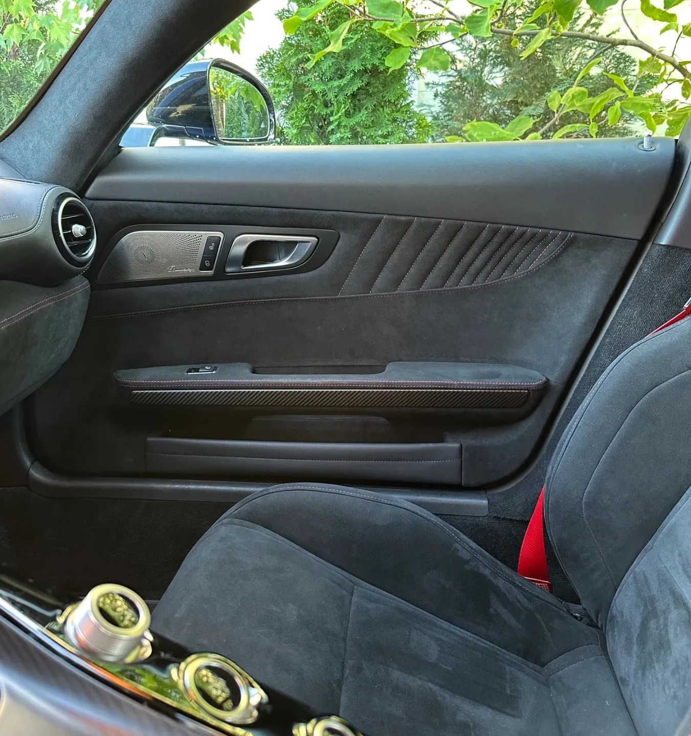 Mercedes-Benz AMG GT S Coupe, снимка 9 - Автомобили и джипове - 53857143