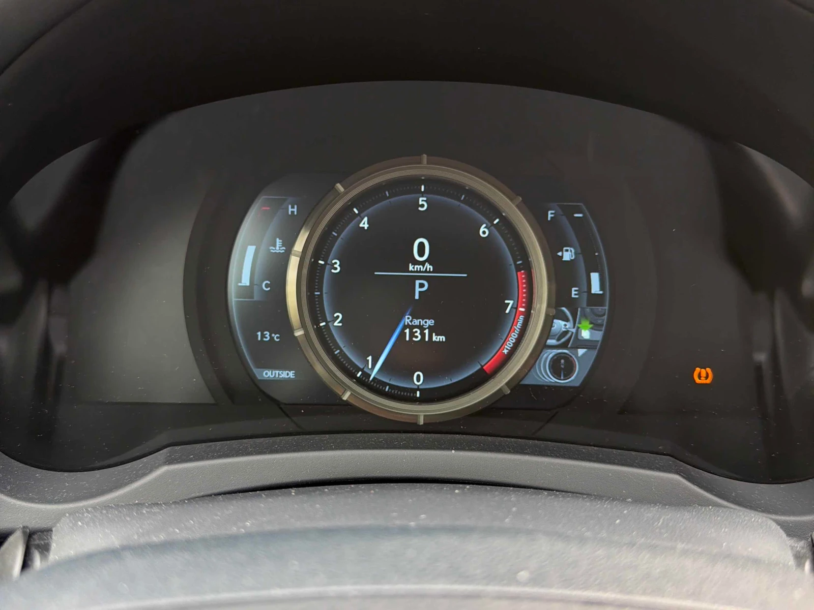 Lexus IS 250 F SPORT * ПОДГРЕВ * ОБДУХ * СЕРВИЗНА ИСТОРИЯ * , снимка 8 - Автомобили и джипове - 54099067