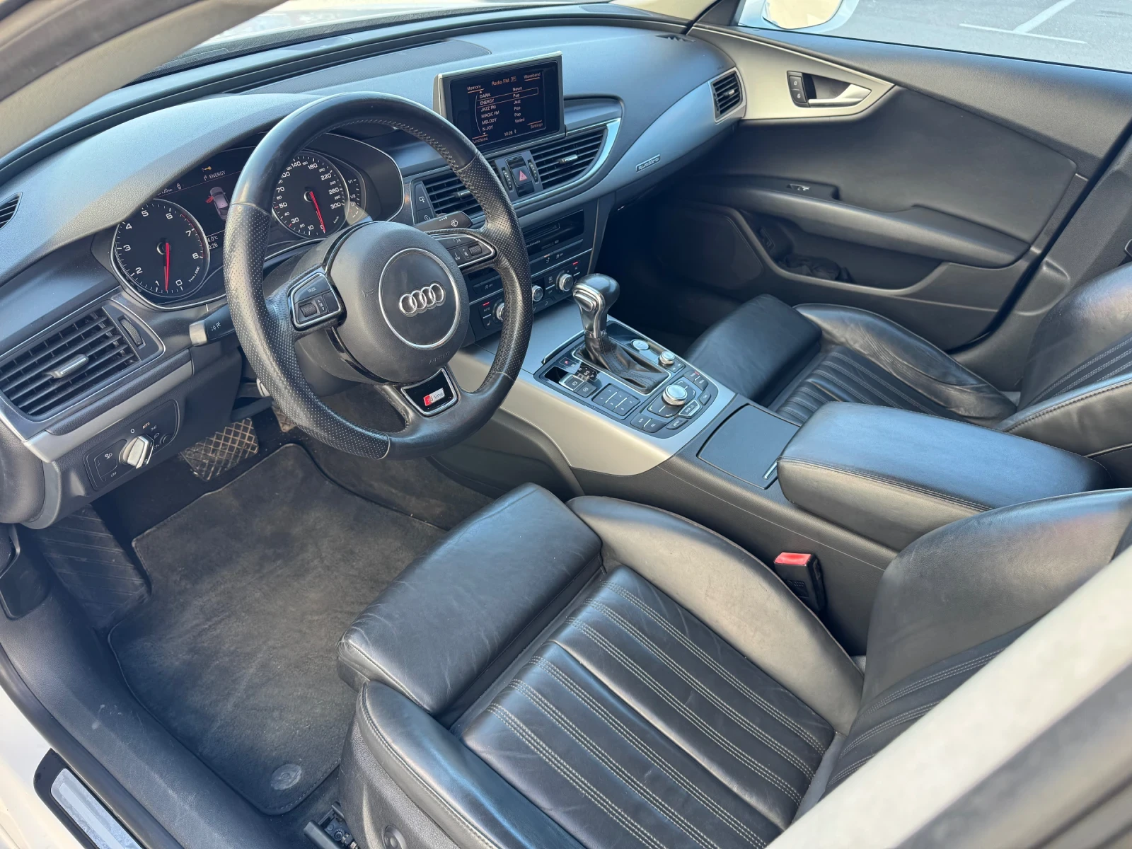 Audi A7 3.0i S Line 4x4 224 000km Сменени Вериги, снимка 11 - Автомобили и джипове - 54109629