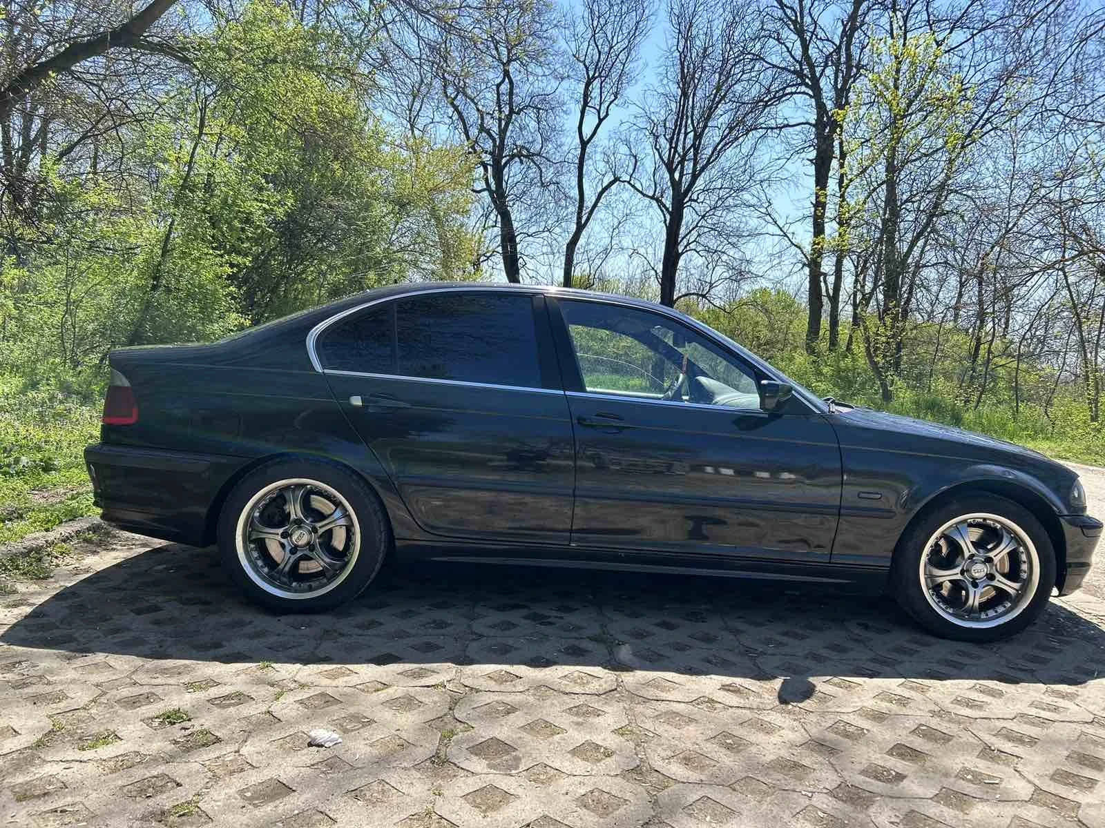 BMW 330, снимка 3 - Автомобили и джипове - 54248101