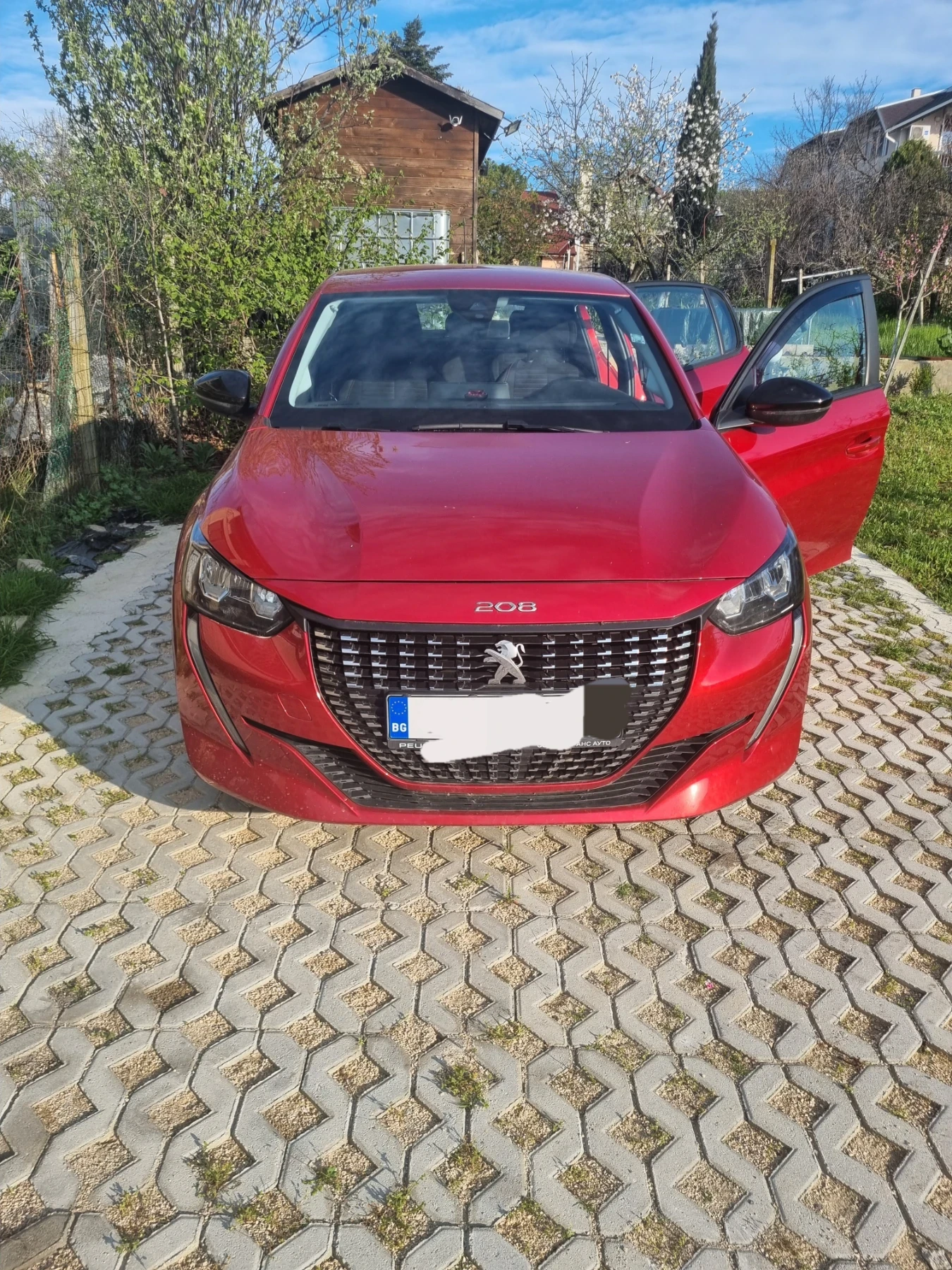 Peugeot 208