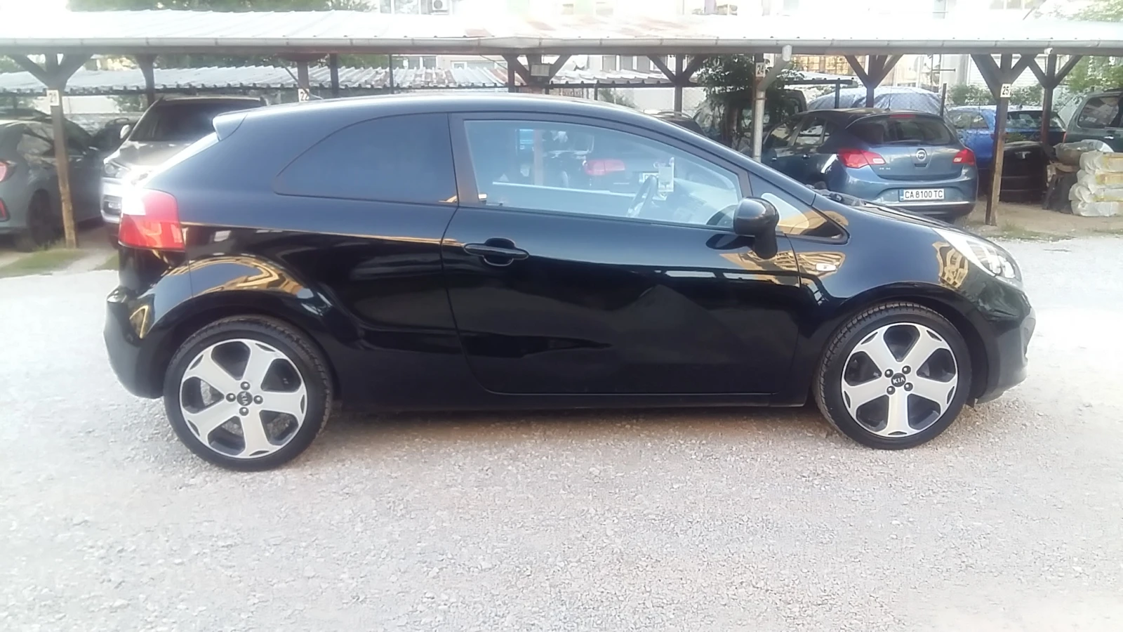 Kia Rio 1.25i16v-Sport Edition!, снимка 4 - Автомобили и джипове - 54430149