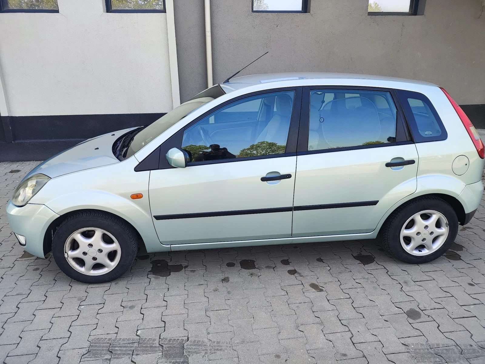 Ford Fiesta 1.4 tdci, снимка 2 - Автомобили и джипове - 54513657