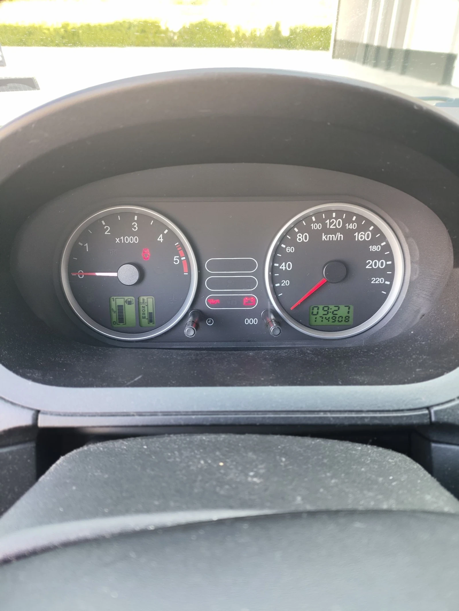 Ford Fiesta 1.4 tdci, снимка 9 - Автомобили и джипове - 54513657