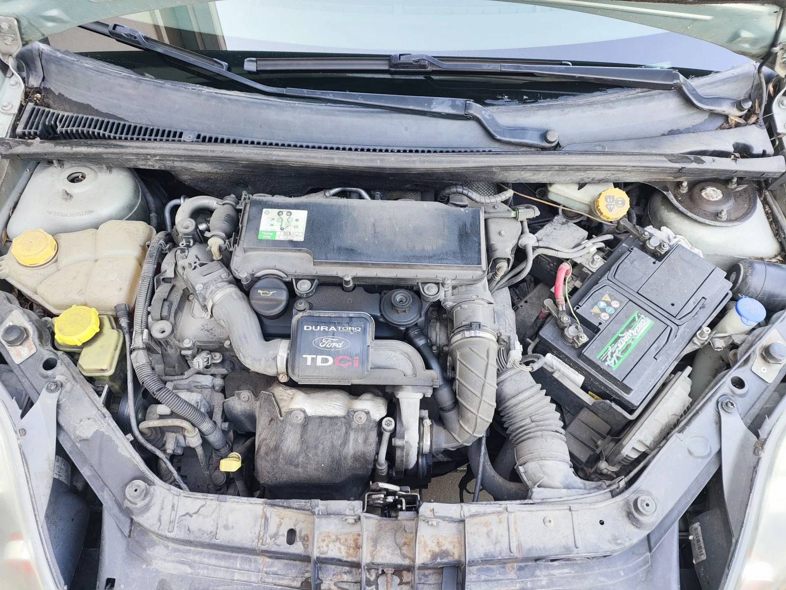 Ford Fiesta 1.4 tdci, снимка 11 - Автомобили и джипове - 54513657