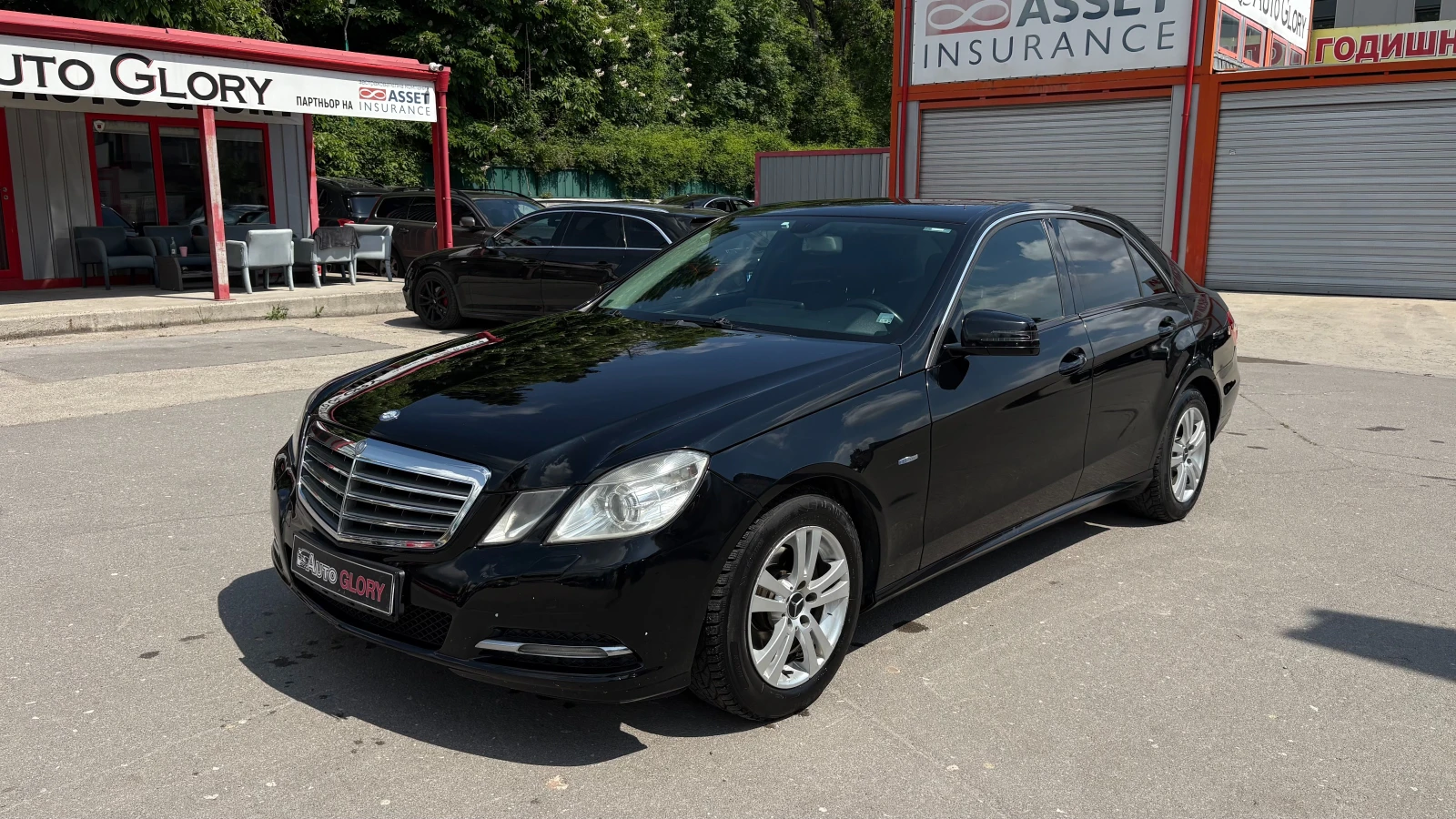 Mercedes-Benz E 200 benz/metan, снимка 3 - Автомобили и джипове - 54617875