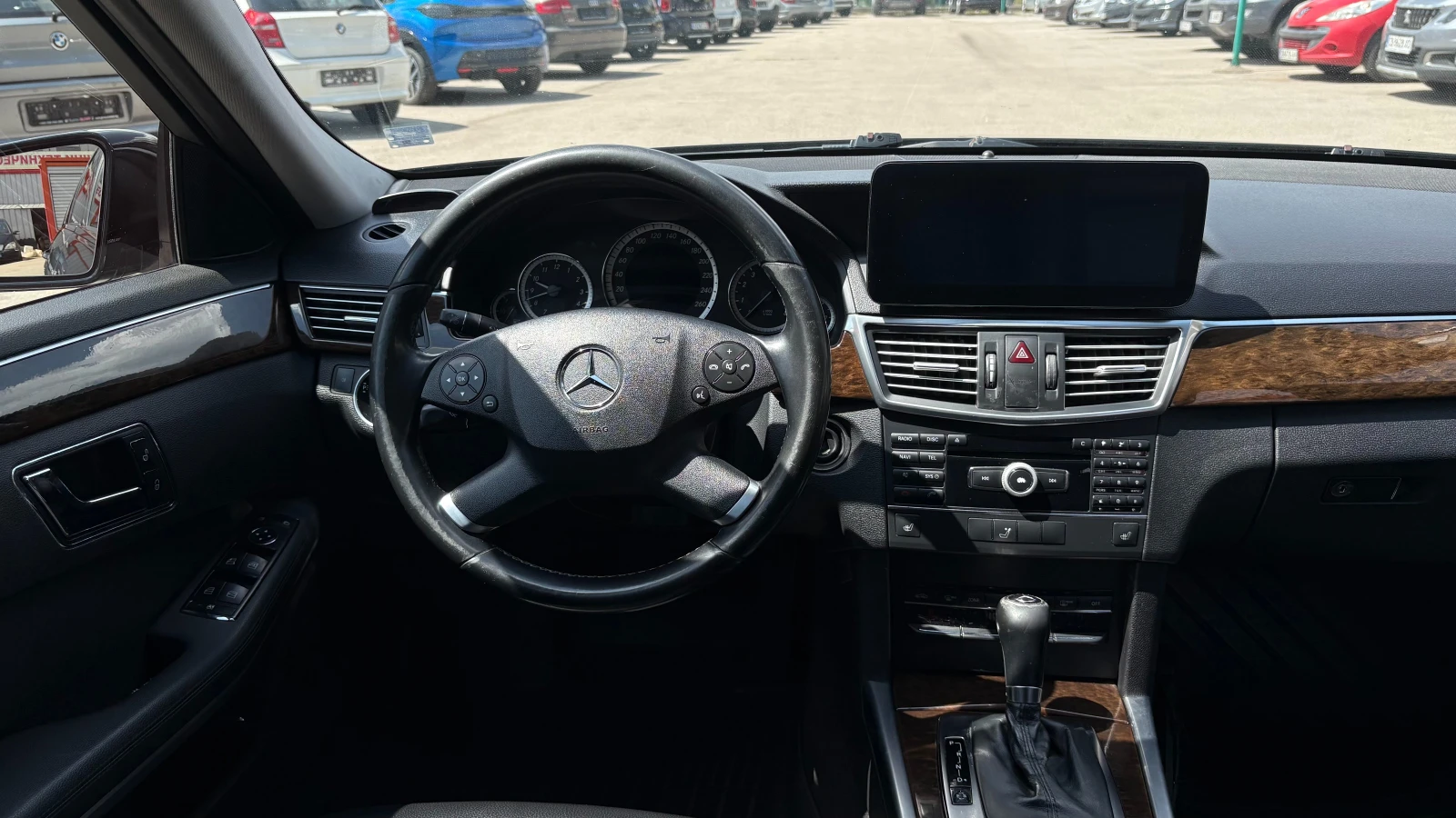 Mercedes-Benz E 200 benz/metan, снимка 2 - Автомобили и джипове - 54617875